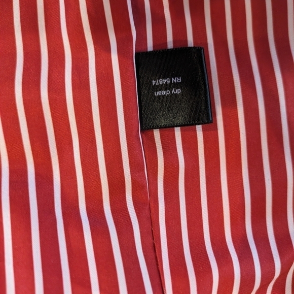 "The  Limited" Red color Jacket with pockets - Picture 5 of 7